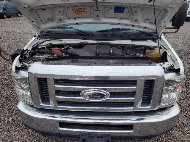 Ford Econoline E350 Super Duty Cutaway Van Image 11