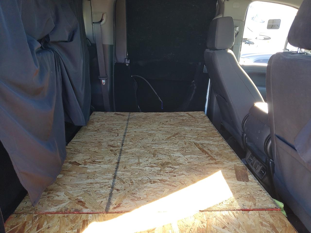 Chevrolet Silverado K3500 Lt Image 11