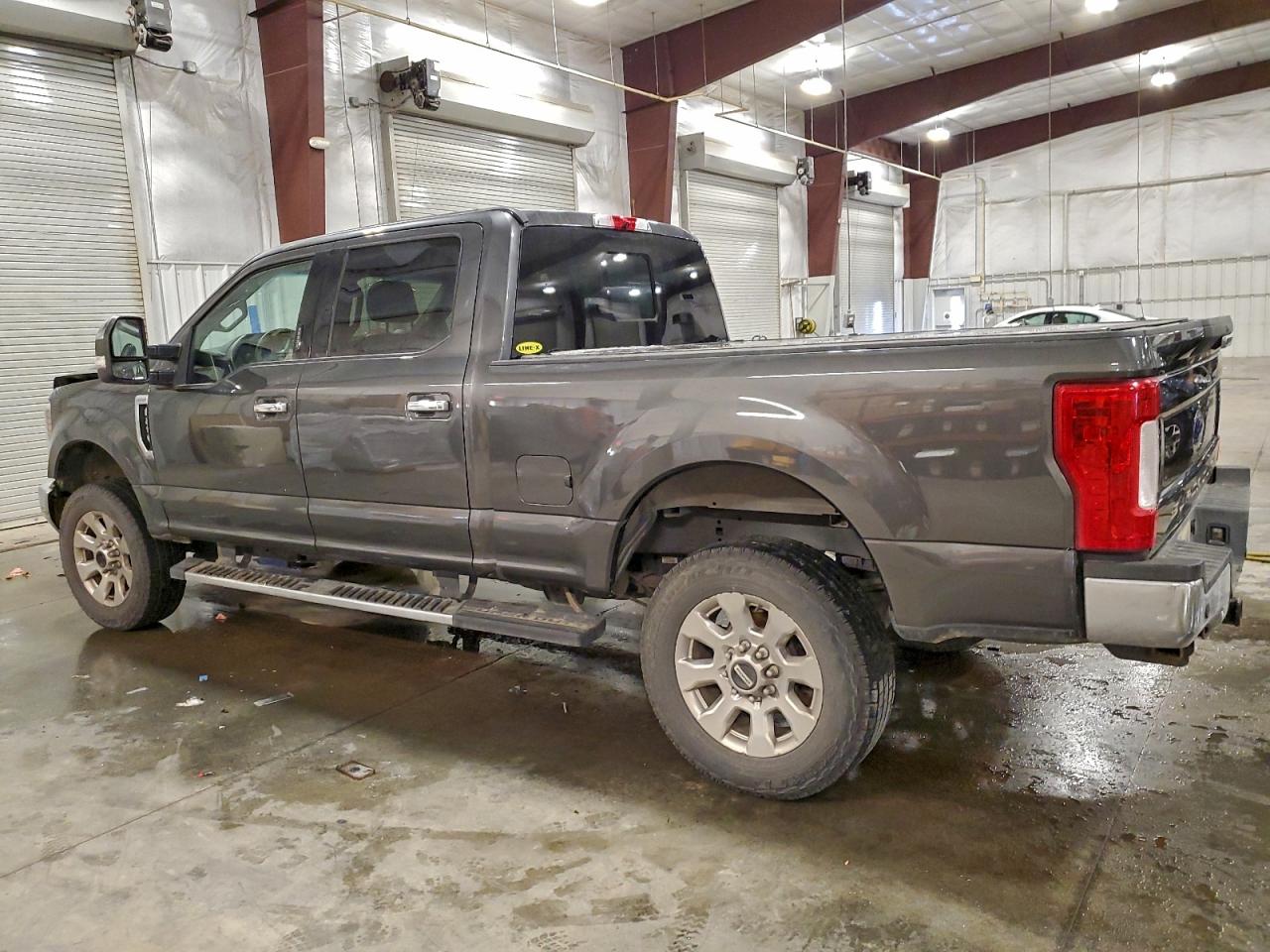 Ford F-250 Super Duty Image 8