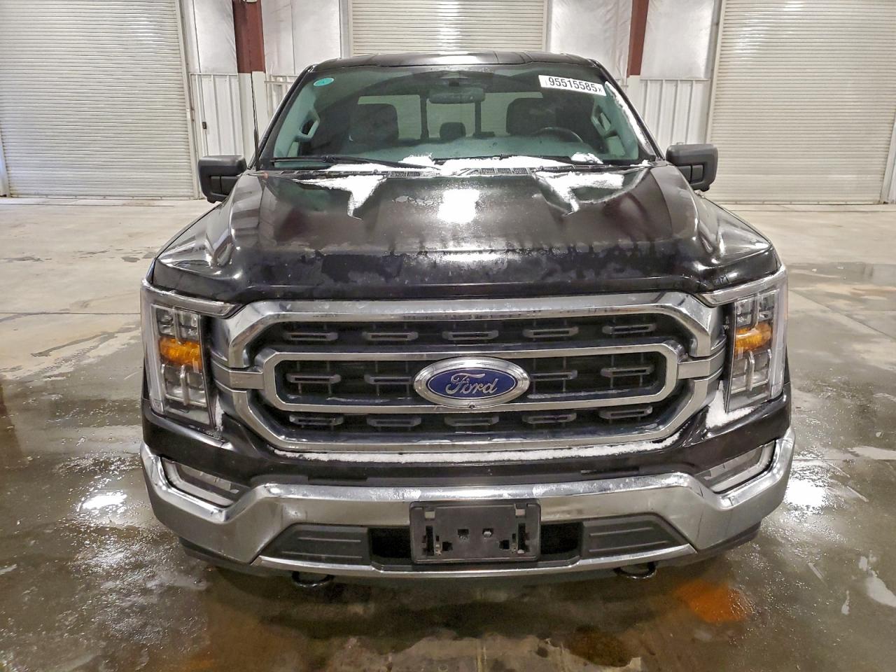 Ford F-150 Super Cab Image 3