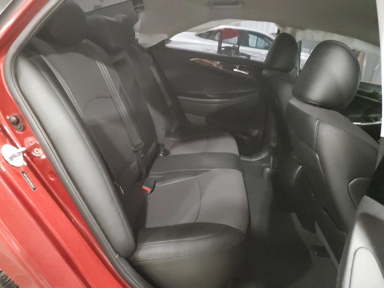 Hyundai SONATA Se Image 2