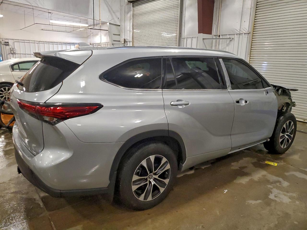 Toyota Highlander Xle Image 4