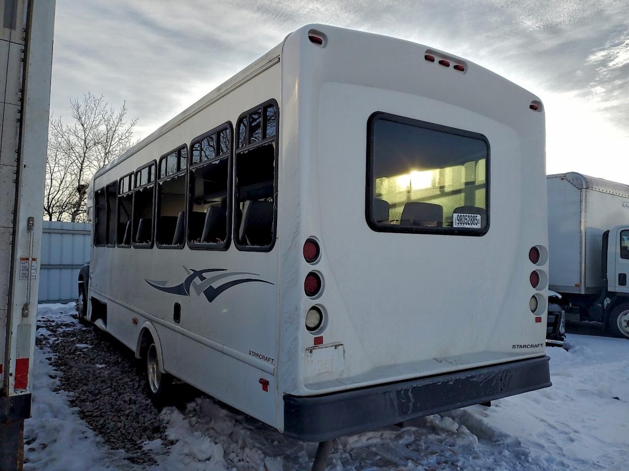 Ford F-550 Super Duty Image 2