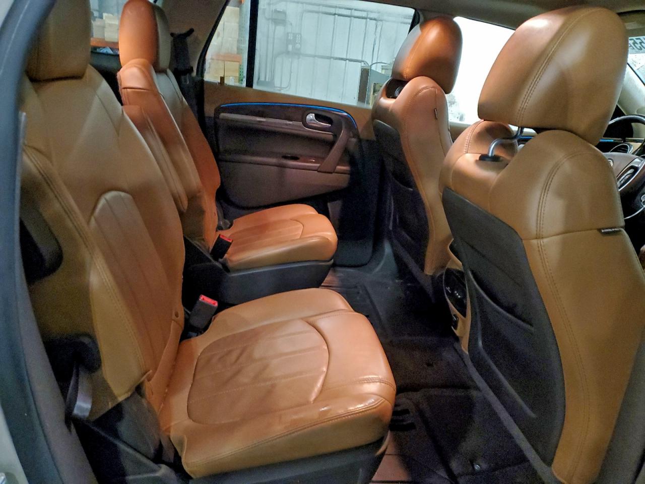 Buick Enclave Image 11
