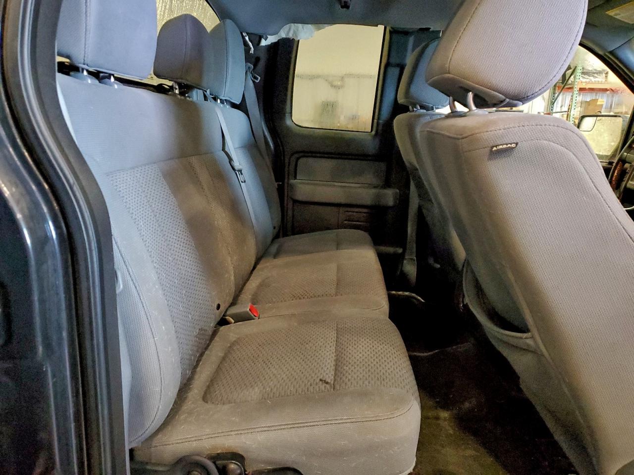 Ford F-150 Super Cab Image 9