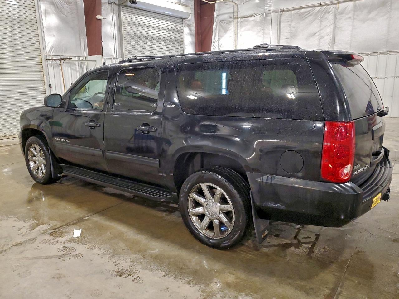 GMC Yukon K1500 Slt Image 10