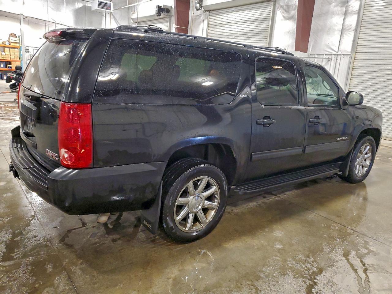 GMC Yukon K1500 Slt Image 4
