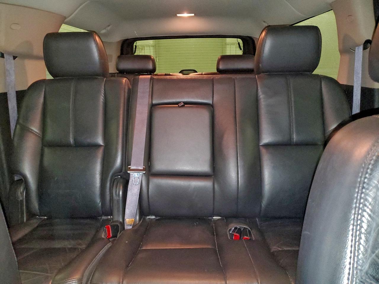 GMC Yukon K1500 Slt Image 8