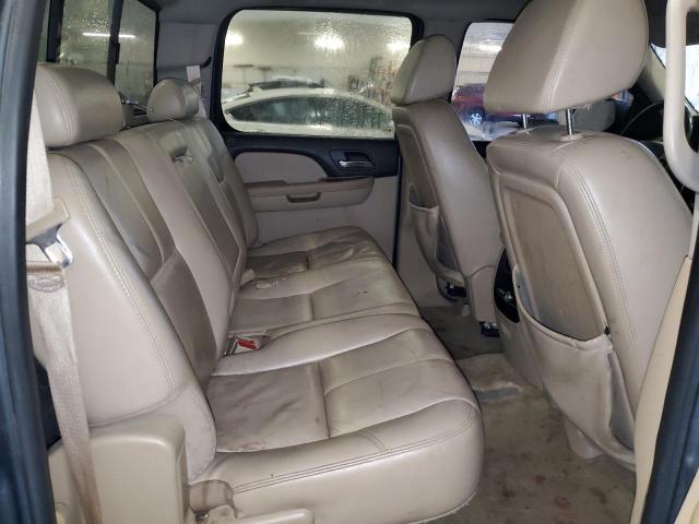 Chevrolet Silverado K1500 Crew Cab Image 3