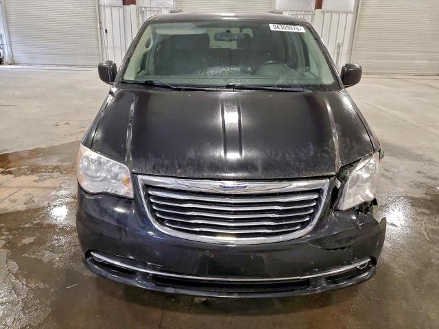 Chrysler Minivan Touring L Image 13