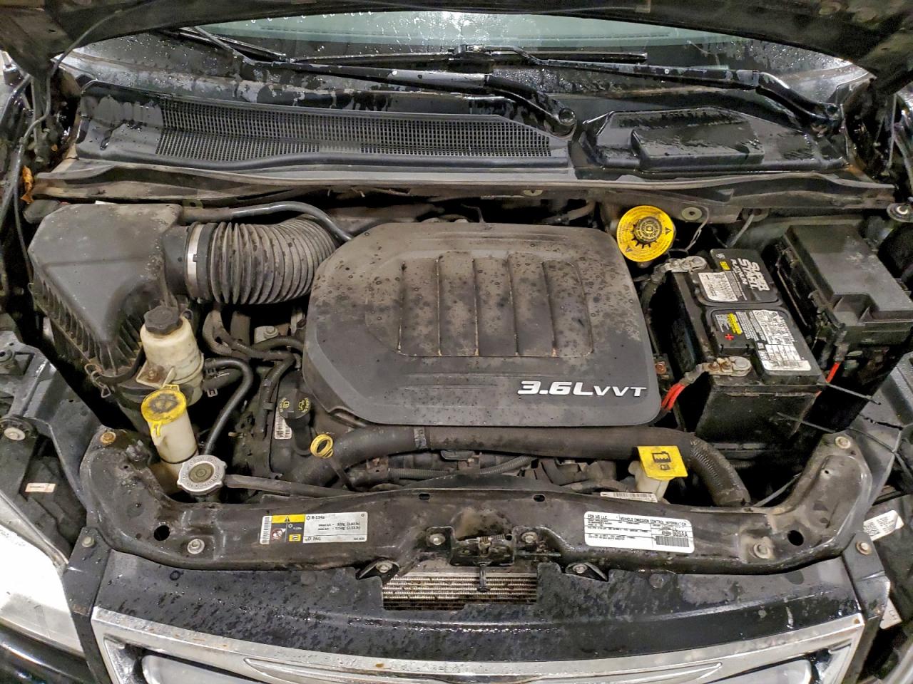 Chrysler Minivan Touring L Image 10