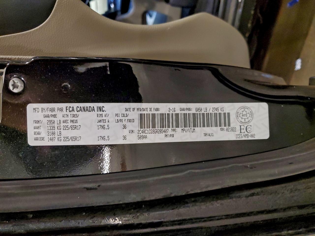 Chrysler Minivan Touring L Image 11