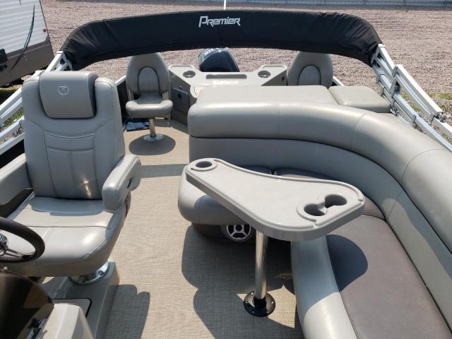 Premier Pontoon Image 3
