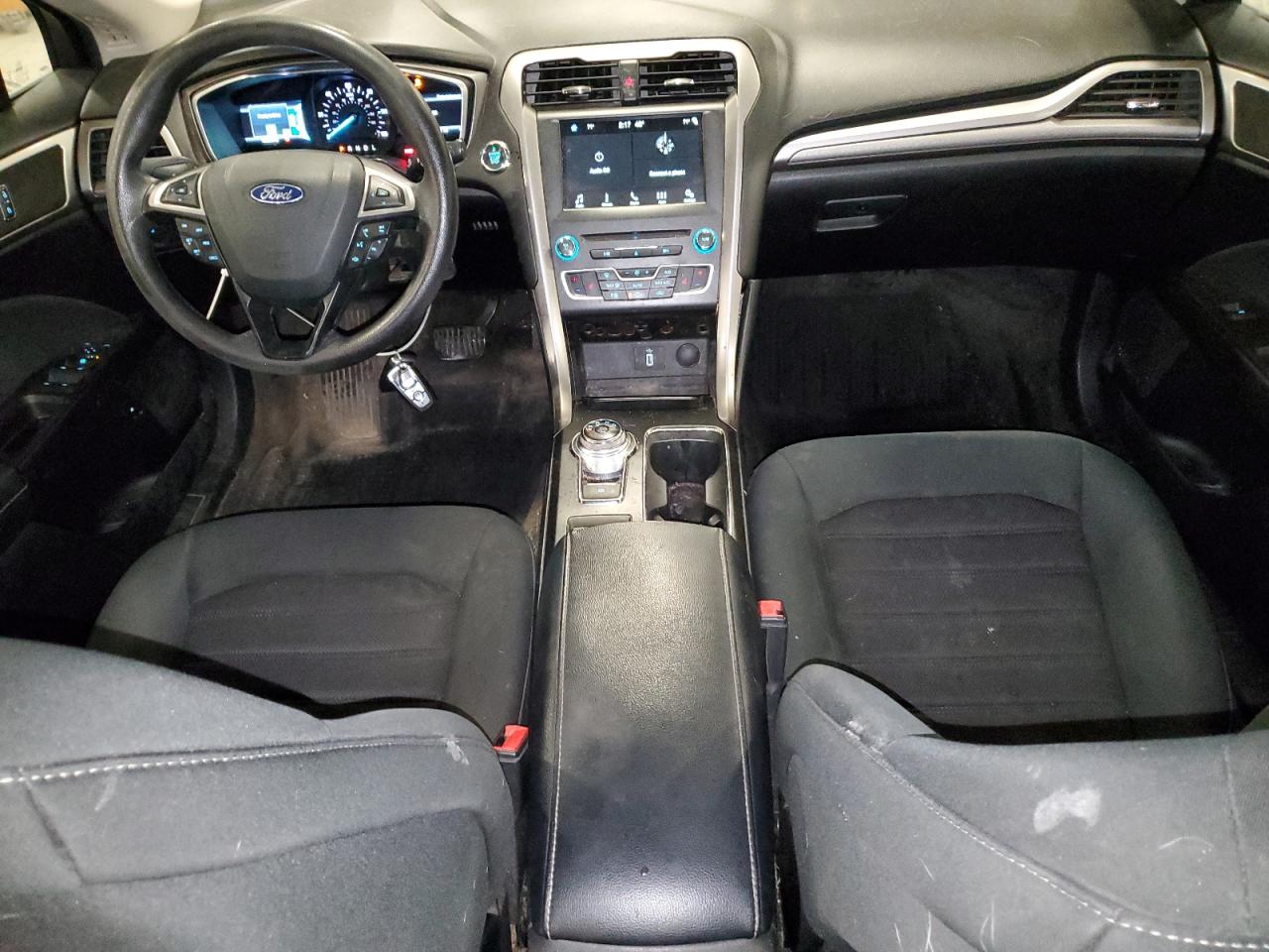 Ford Fusion Se Hybrid Image 12