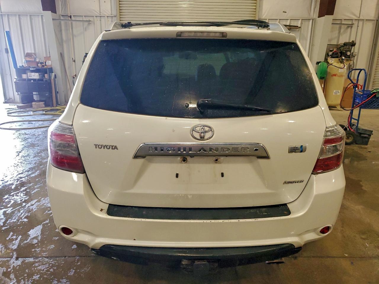 Toyota Highlander Hybrid Limited Image 5