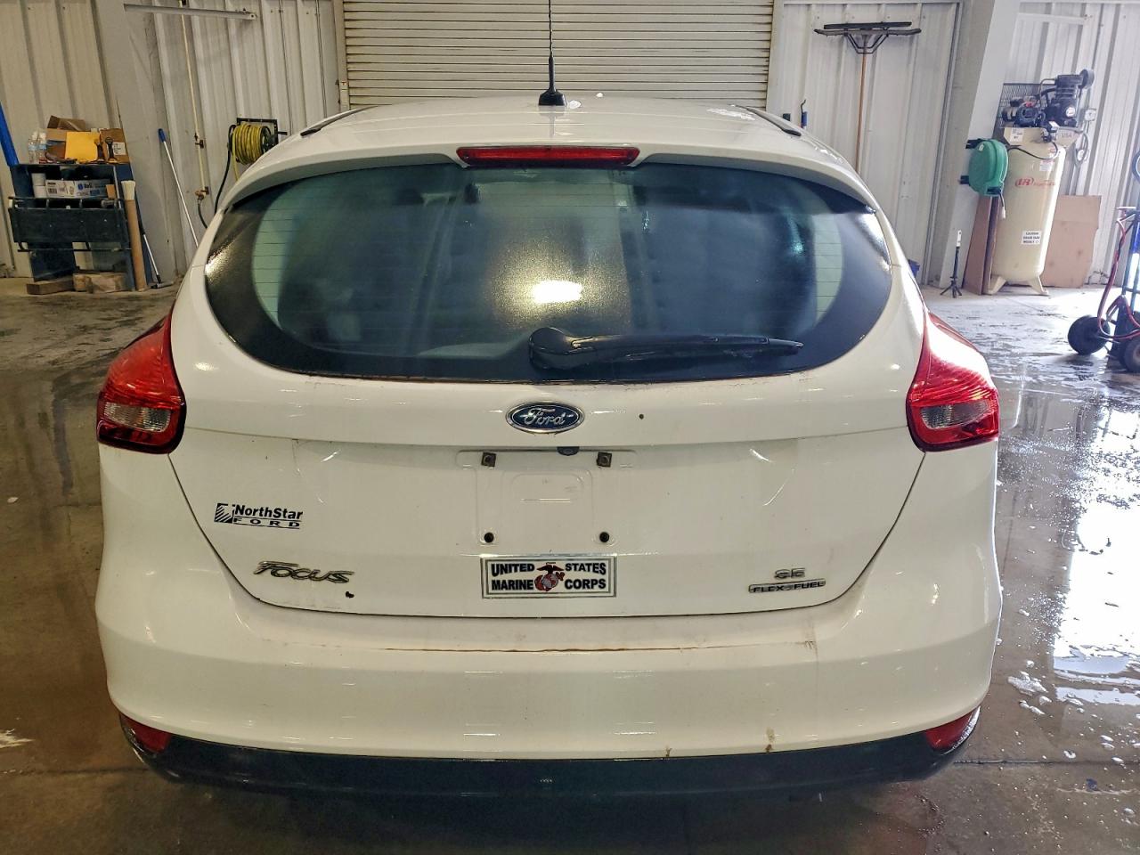 Ford Focus Se Image 11