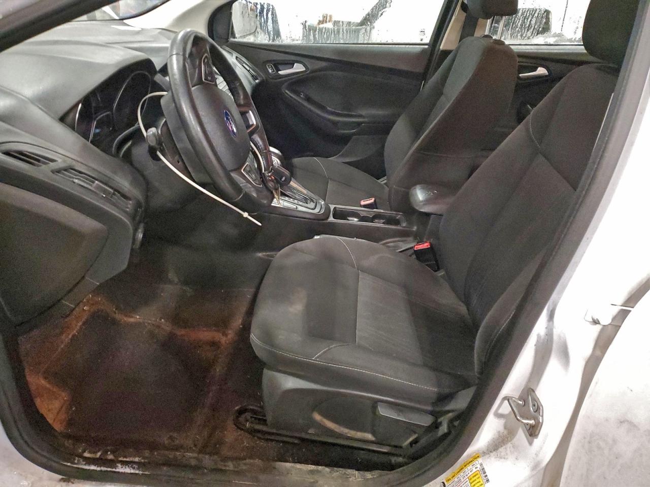 Ford Focus Se Image 10