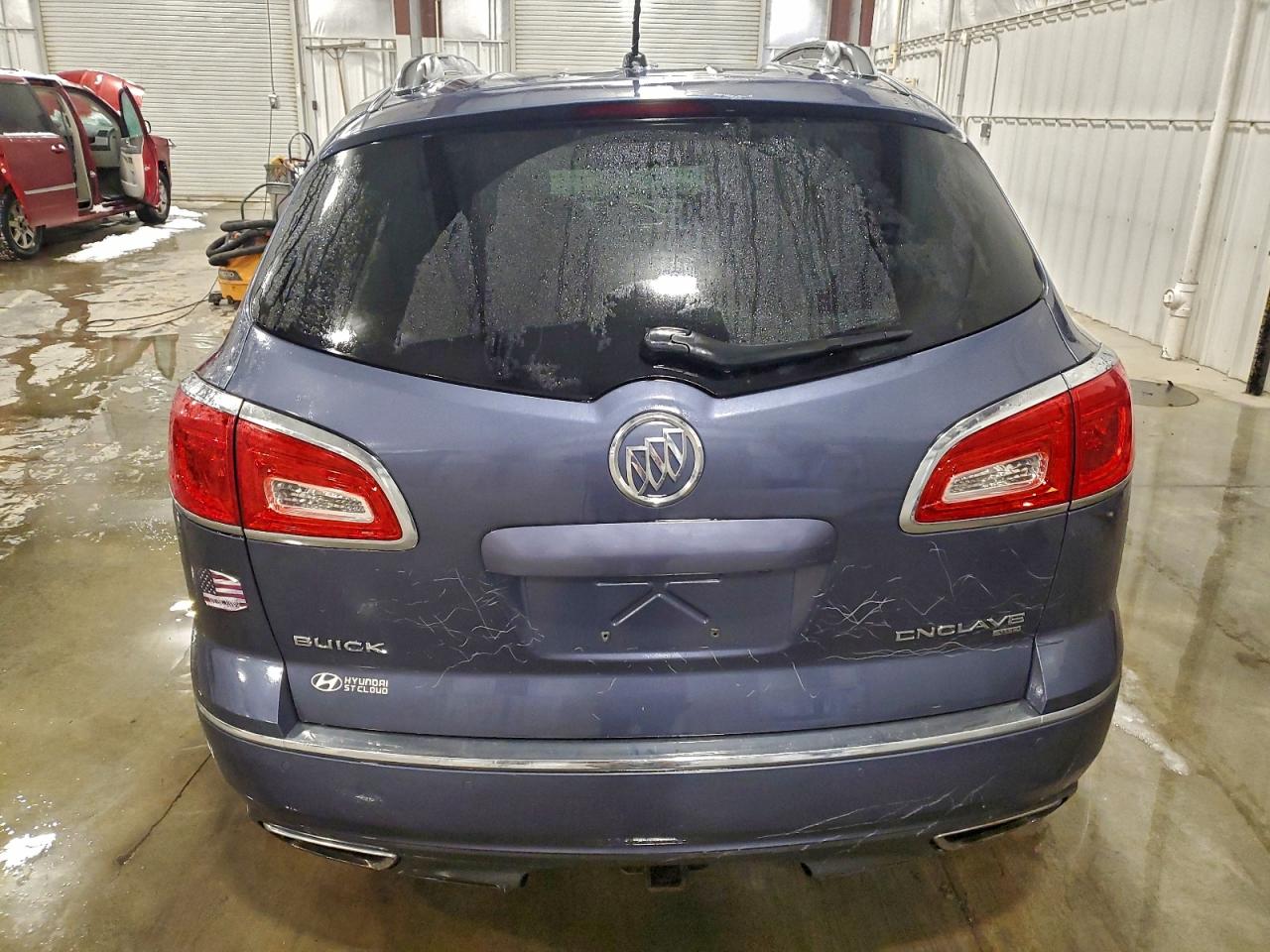 Buick Enclave Image 3