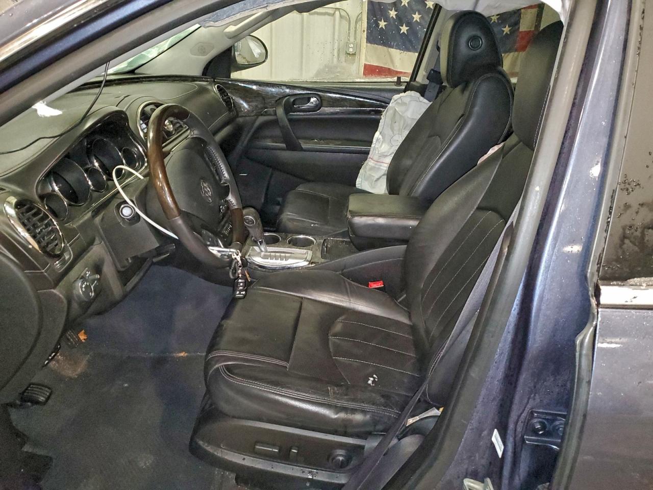 Buick Enclave Image 11