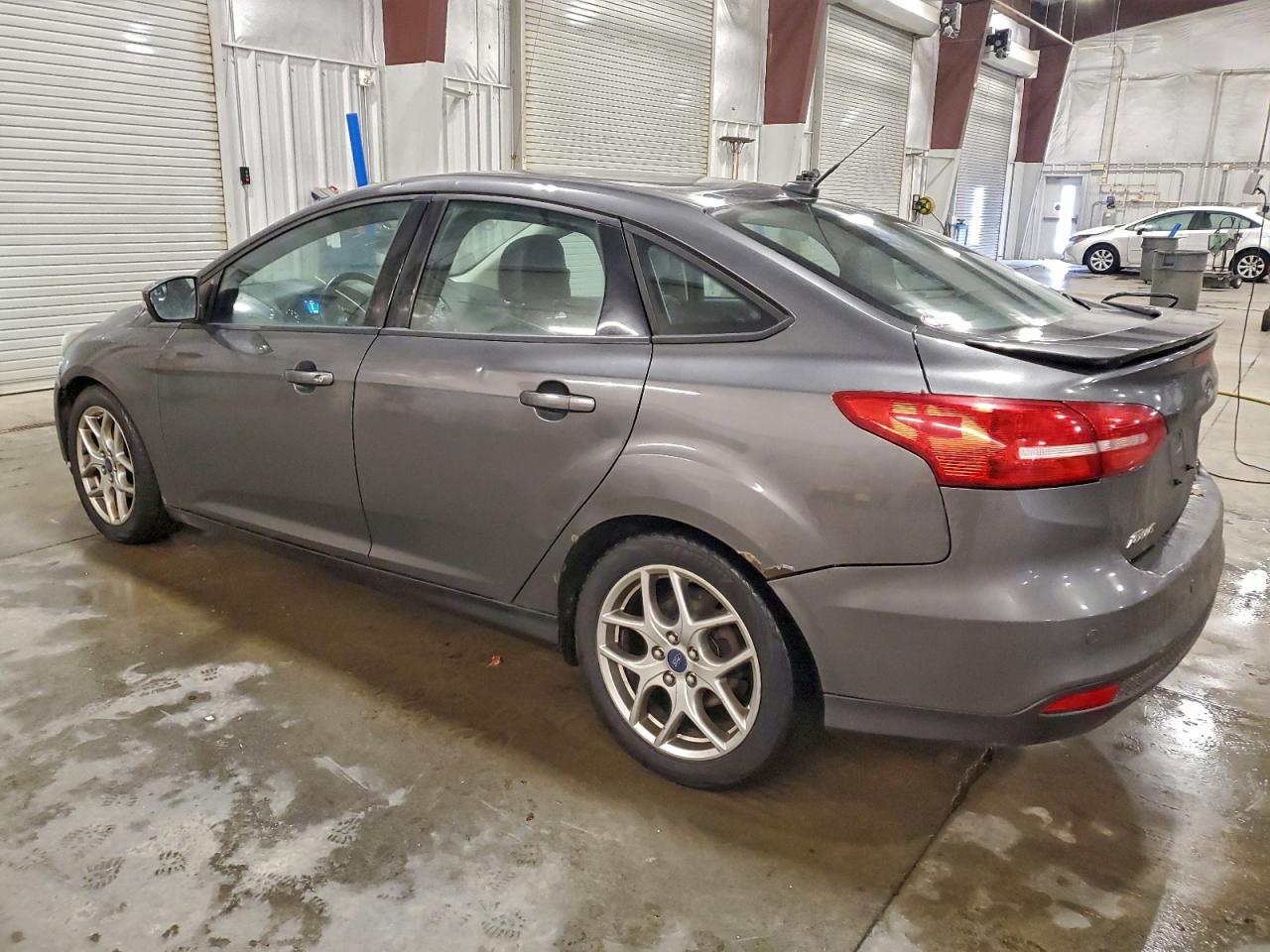 Ford Focus Se Image 3