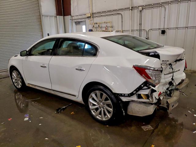 Buick LaCrosse Image 10