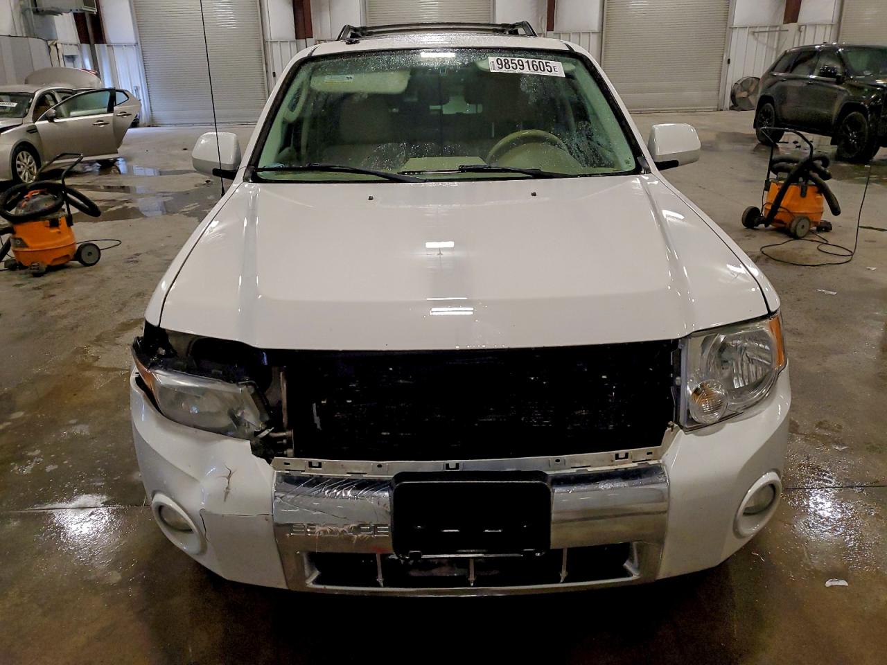 Ford Escape Limited Image 5