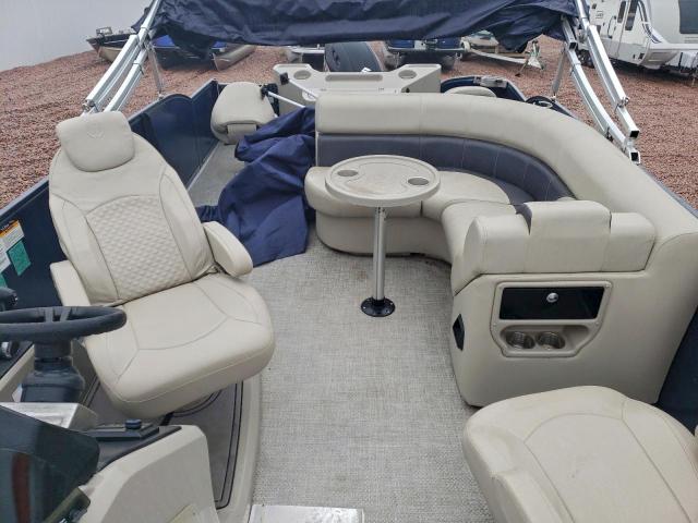 Premier Boat Image 5