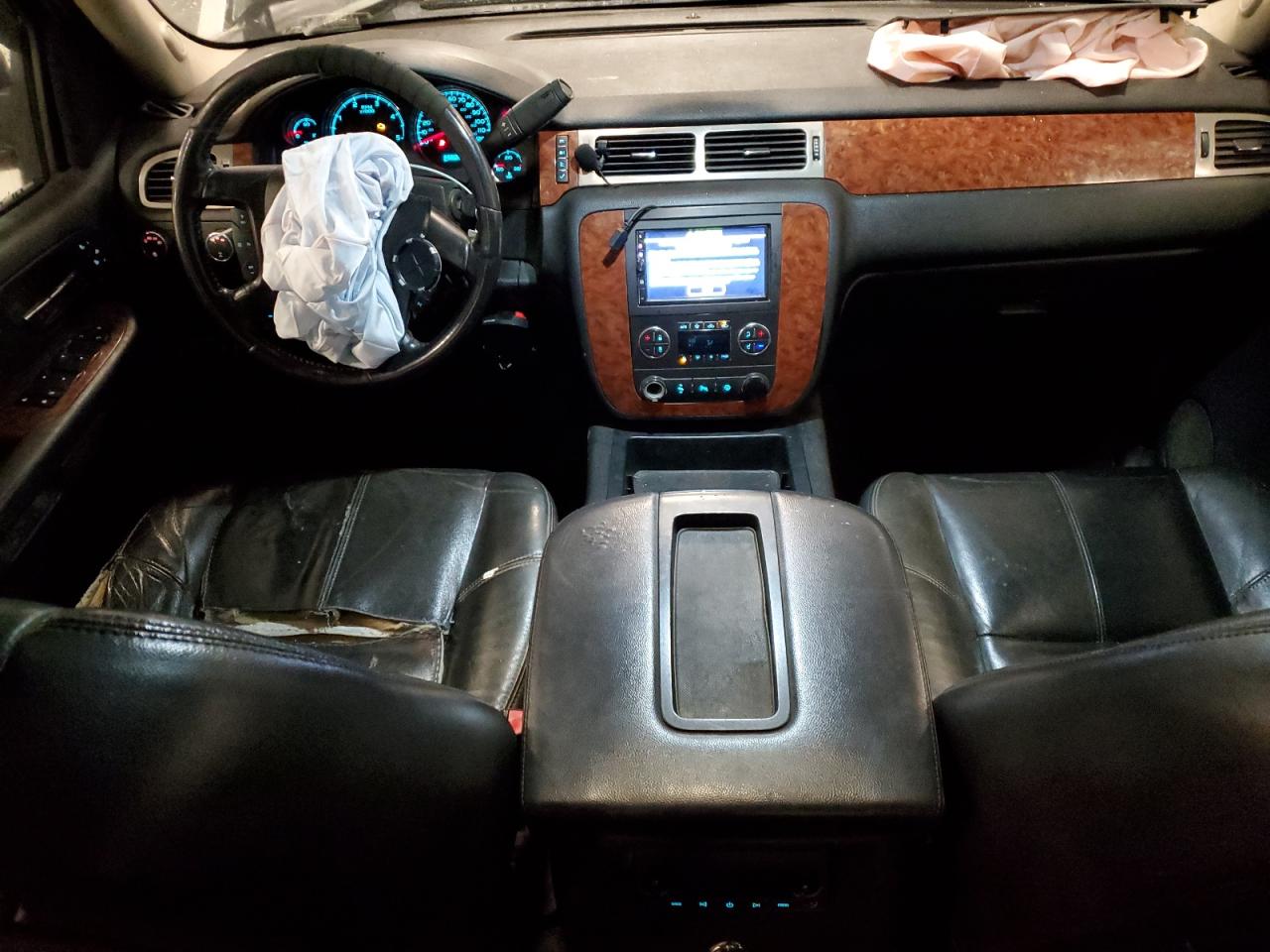 Chevrolet Silverado K2500 Heavy Duty Image 7