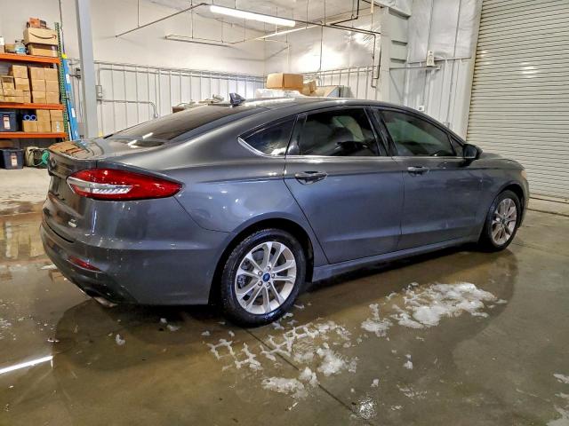 Ford Fusion Se Image 7