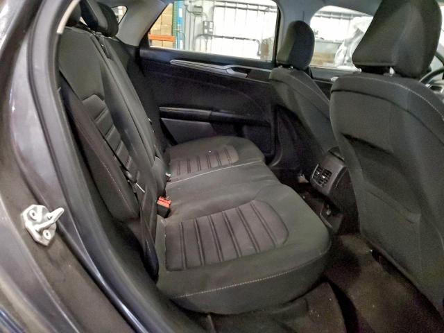 Ford Fusion Se Image 9