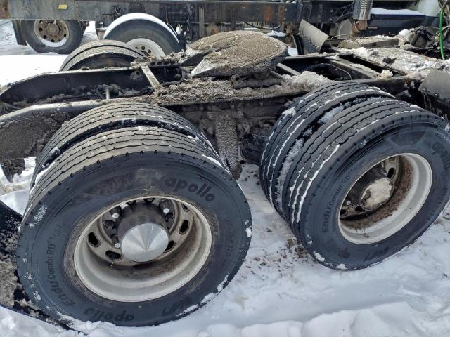 Freightliner Cascadia Image 7