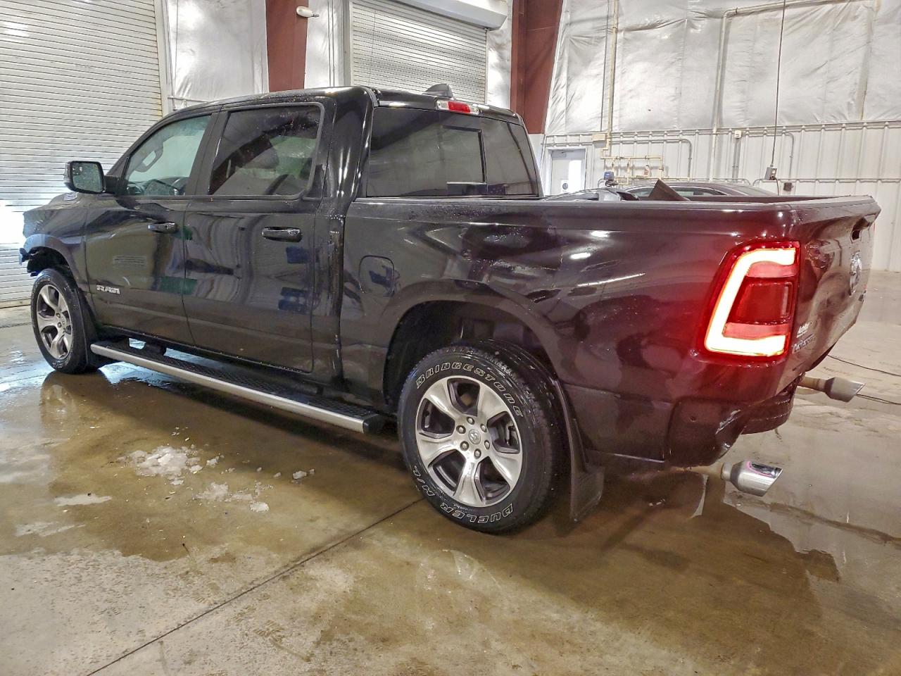 Ram 1500 Laramie Image 7