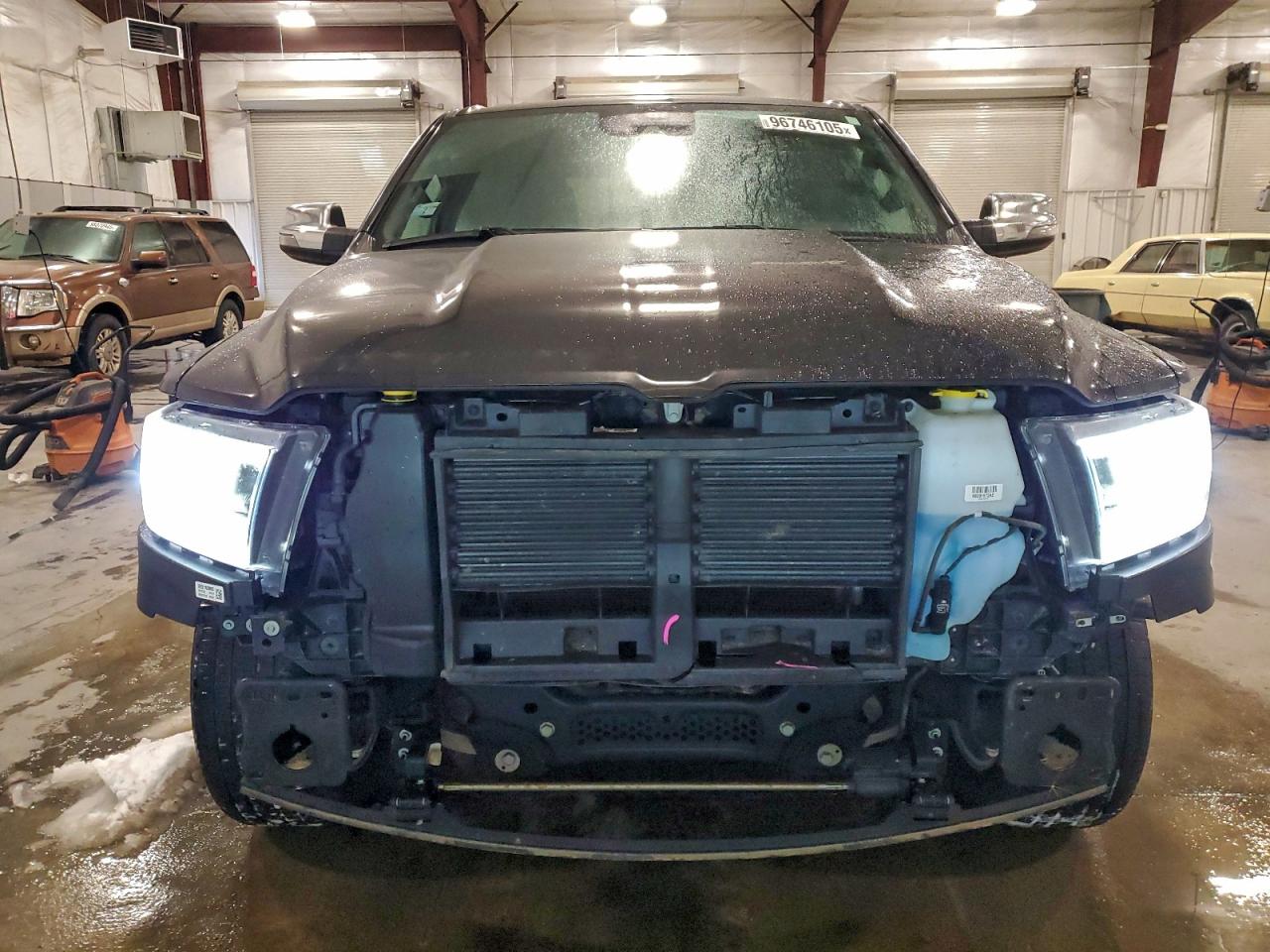 Ram 1500 Laramie Image 3