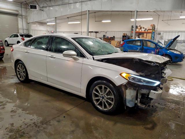 Ford Fusion Se Image 5