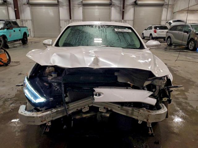 Ford Fusion Se Image 9