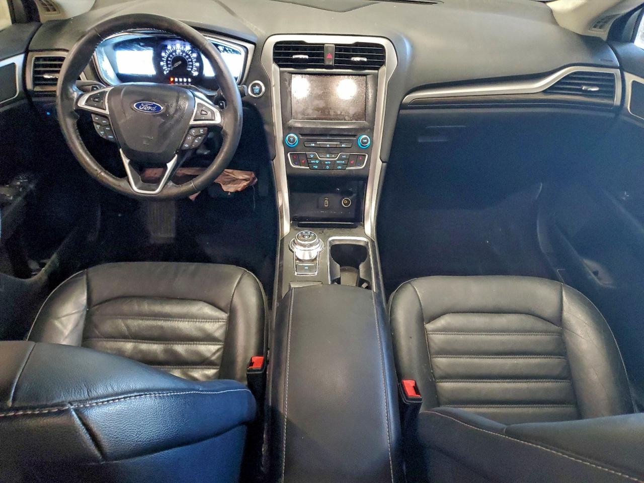 Ford Fusion Se Image 2