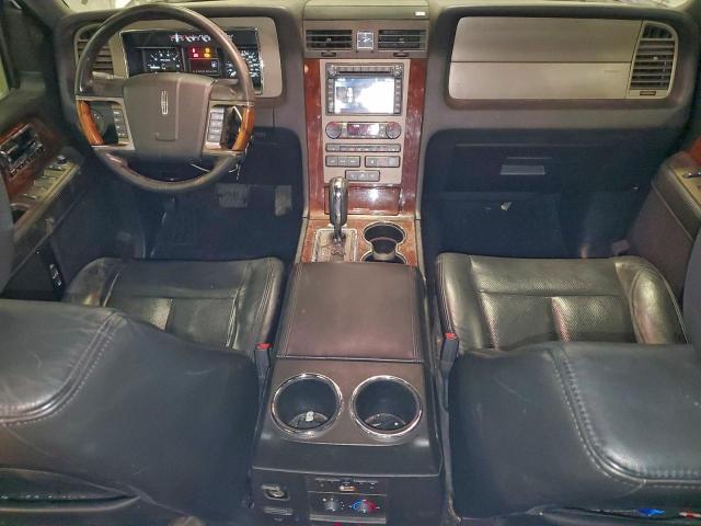 Lincoln Navigator L Image 4