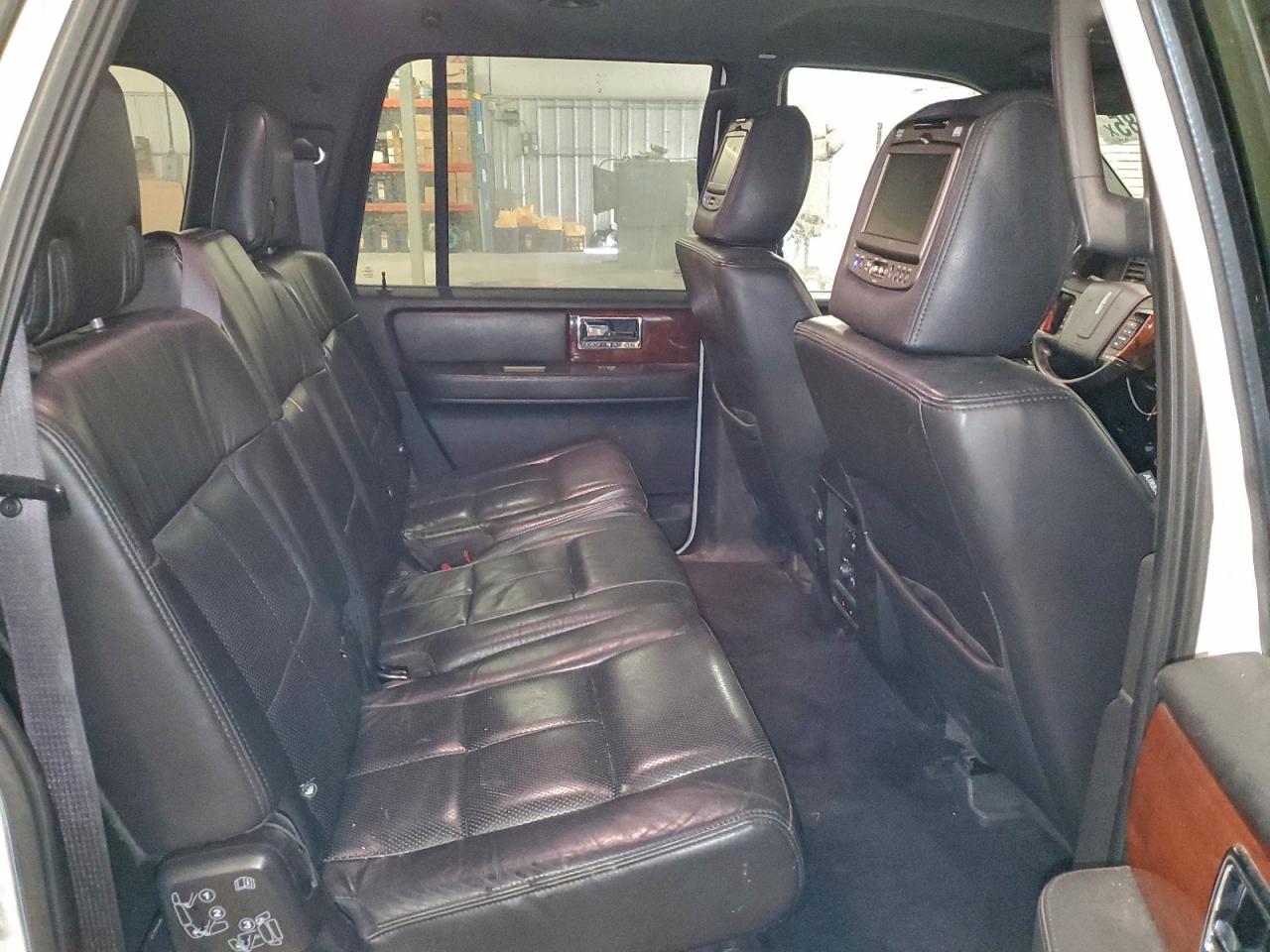 Lincoln Navigator L Image 9