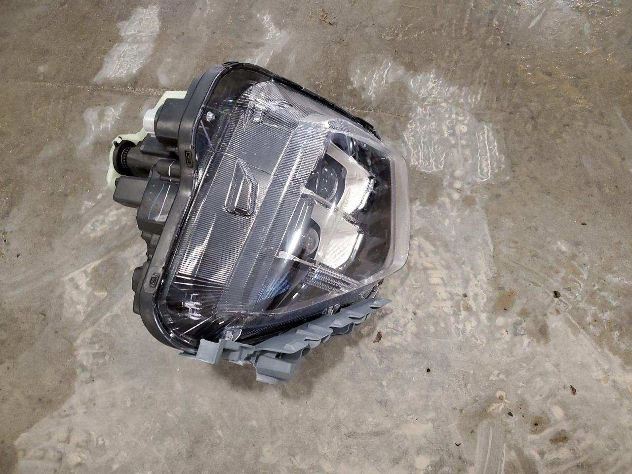 Hyundai TUCSON Limited Image 12