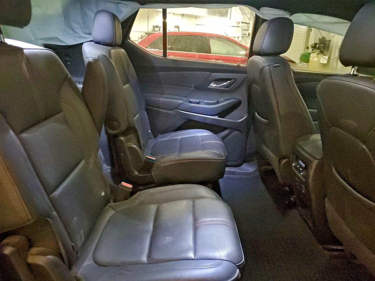 Chevrolet Traverse Rs Image 9