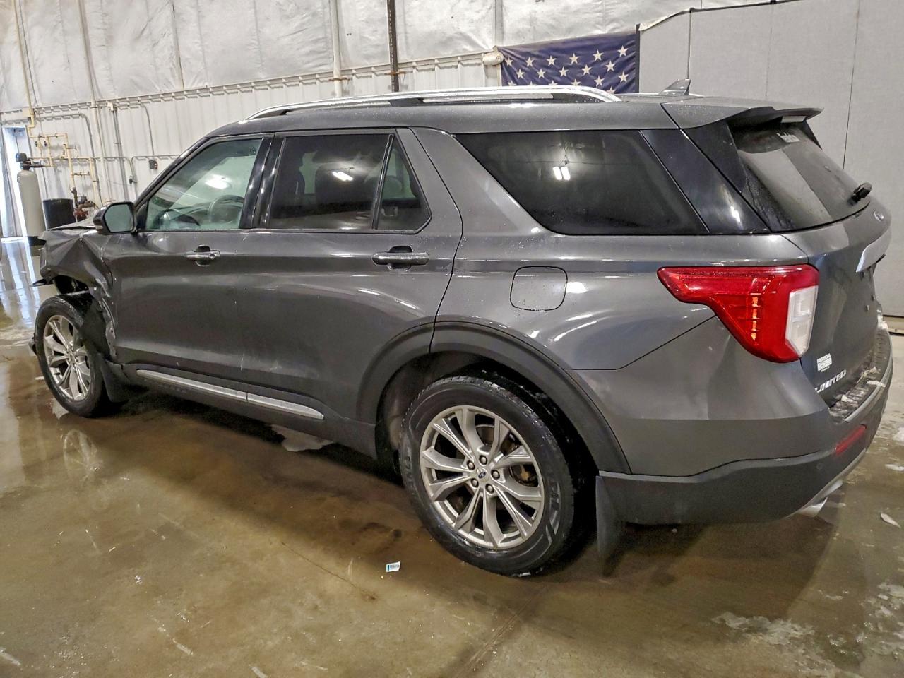 Ford Explorer Limited Image 2