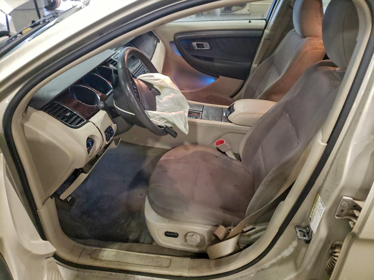 Ford Taurus Sel Image 7