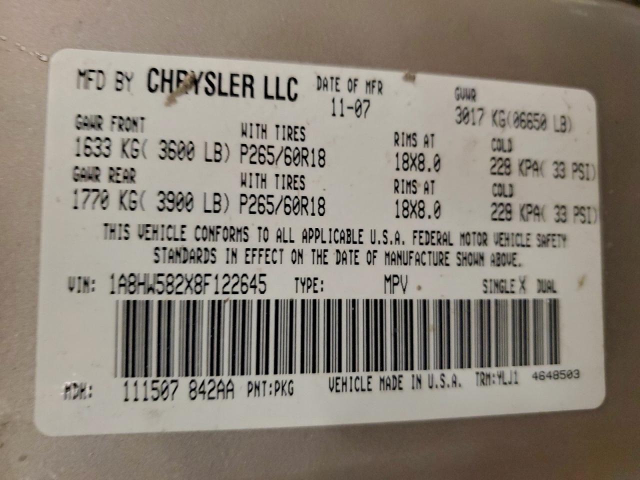 Chrysler Aspen Limited Image 13