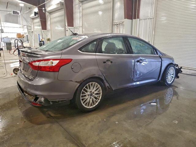 Ford Focus Titanium Image 12