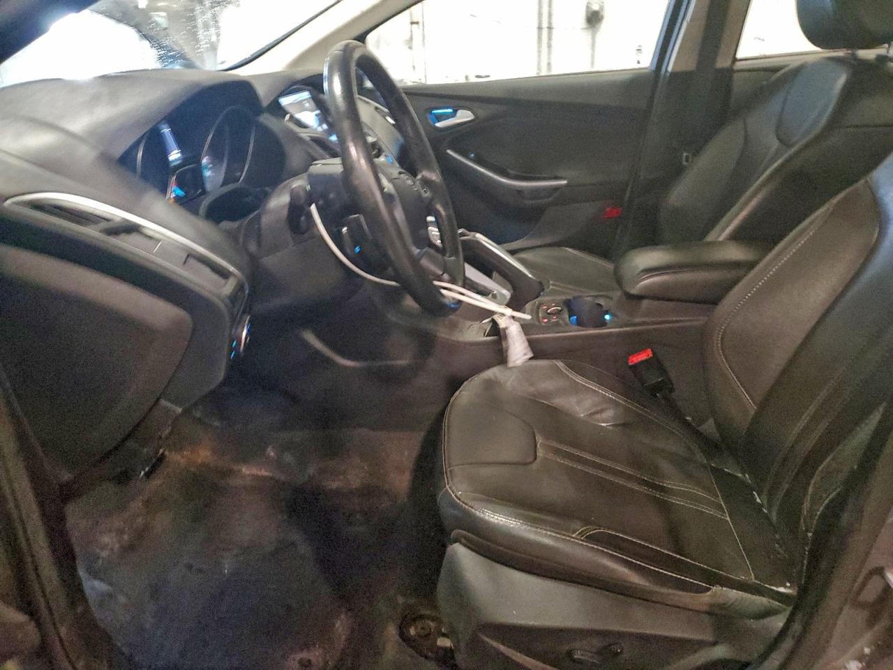 Ford Focus Titanium Image 4