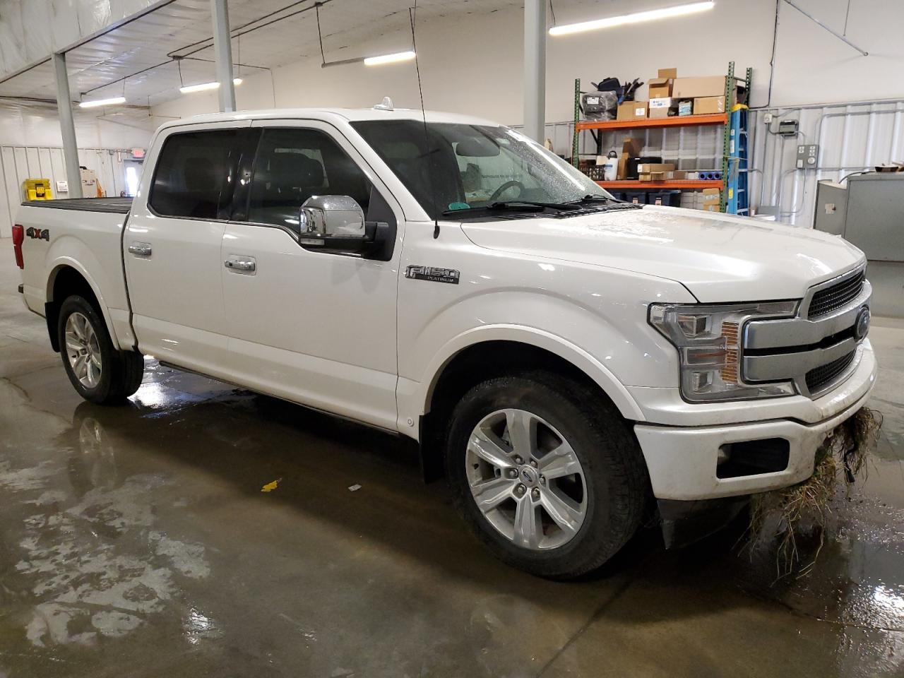 Ford F-150 Supercrew Image 3