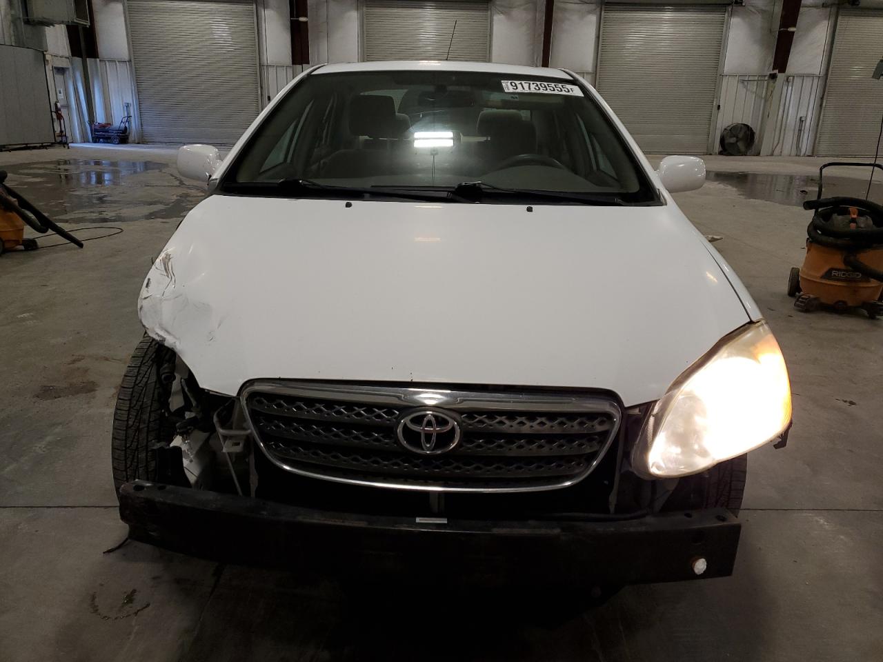 Toyota Corolla Ce Image 3