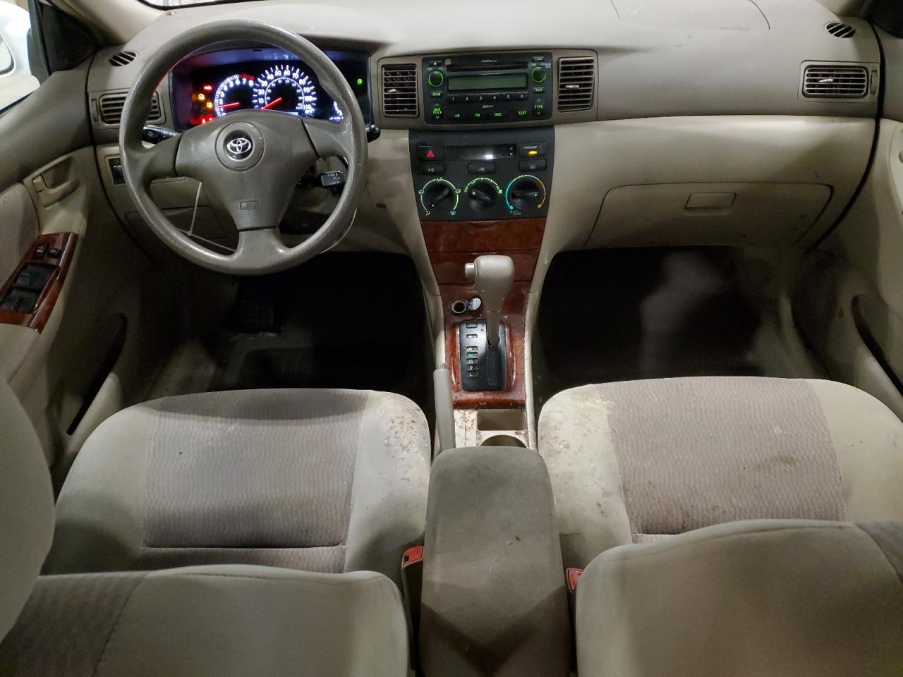 Toyota Corolla Ce Image 10