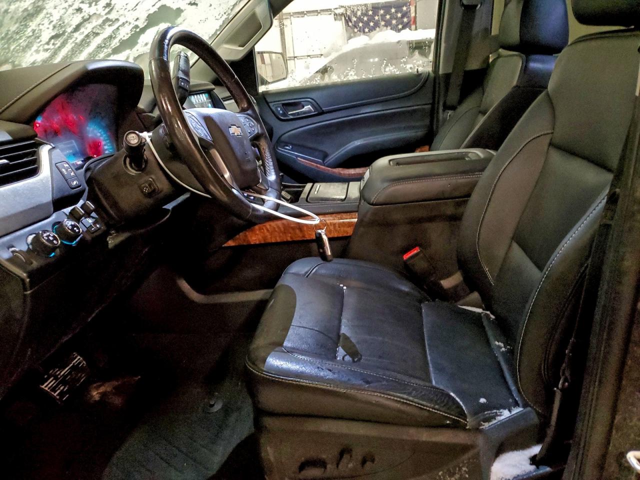 Chevrolet Tahoe K1500 Premier Image 5