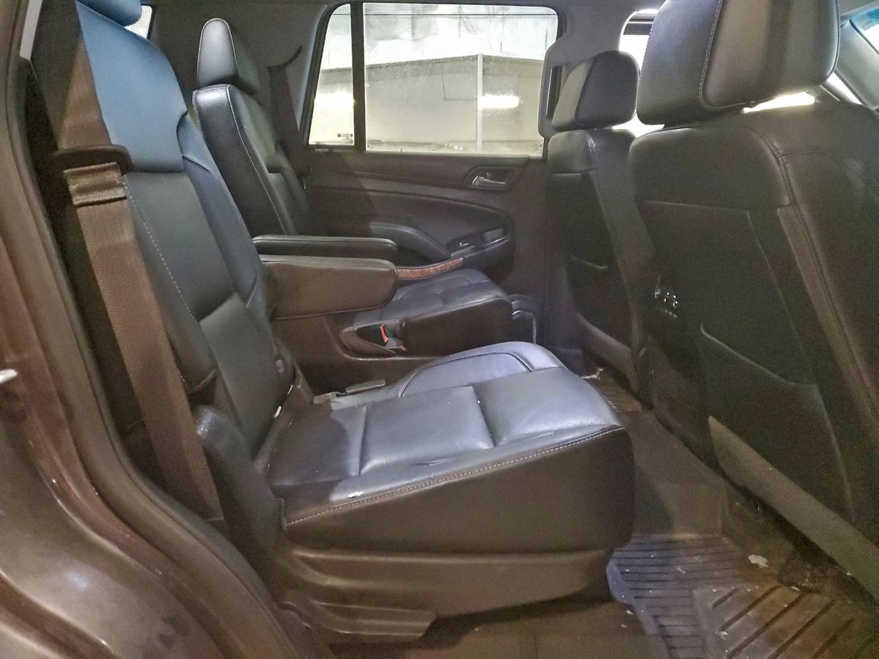 Chevrolet Tahoe K1500 Premier Image 12